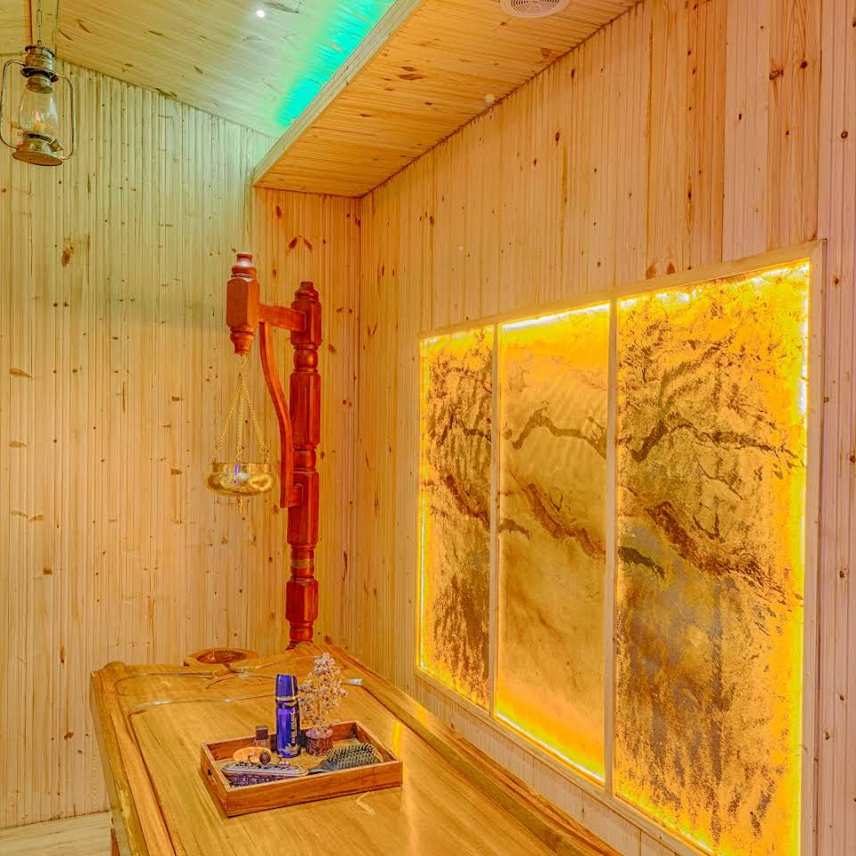 Full Body Massage in Chandigarh at Tritam Moksha