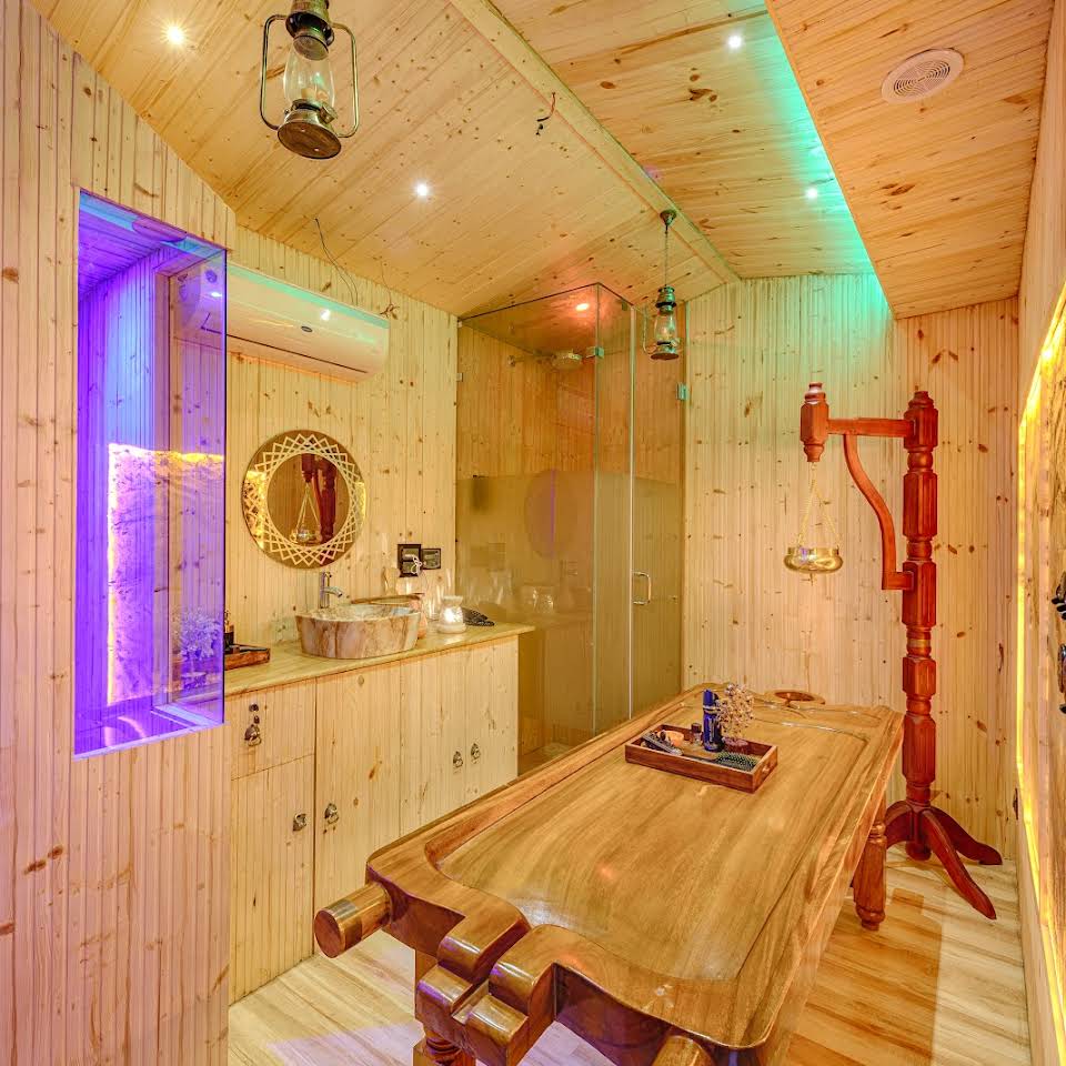 Lomi Lomi Massage in Chandigarh